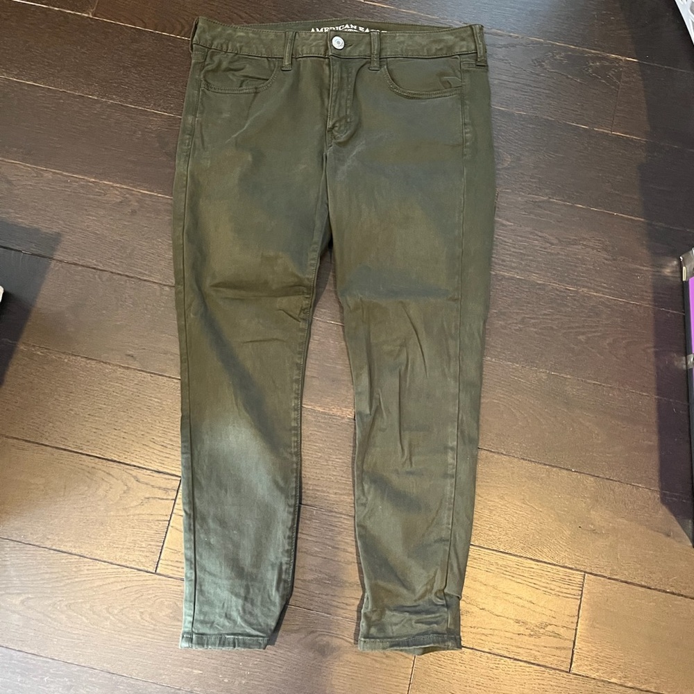 American Eagle Olive Colored Sateen Jeggings